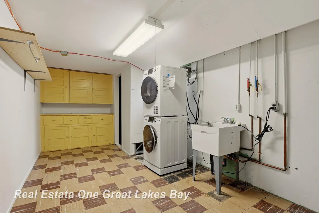 8171 Geddes Road Thomas Township MI 48609