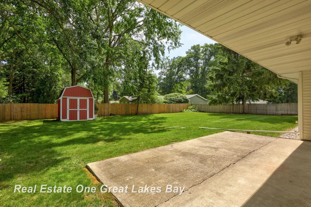 8171 Geddes Road Thomas Township MI 48609