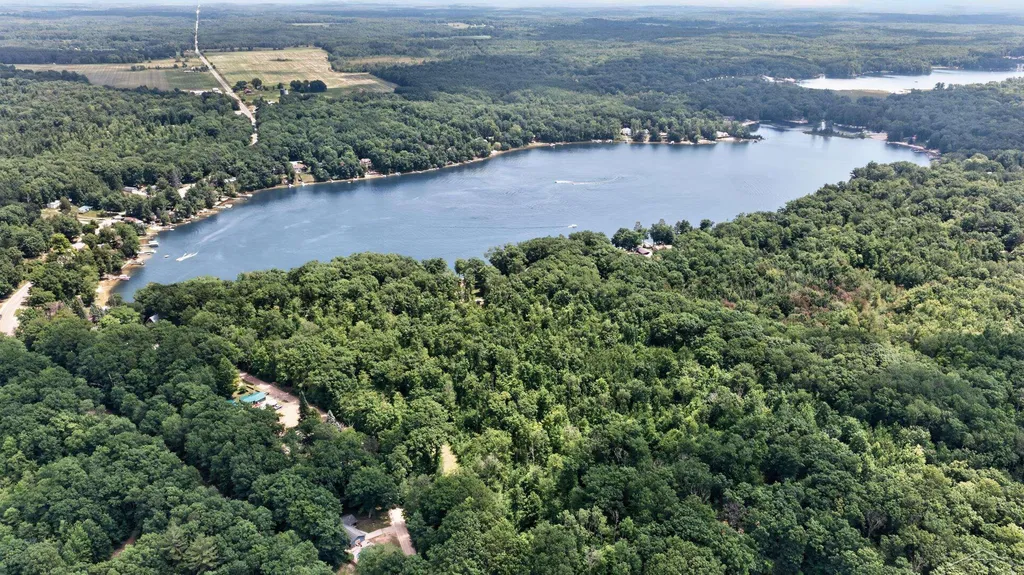 4350 E Arnold Lake Road Frost Township MI 48625