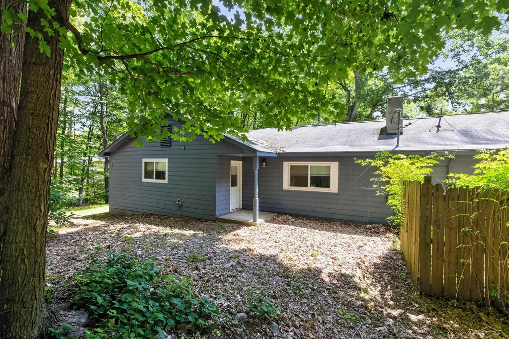 4350 E Arnold Lake Road Frost Township MI 48625