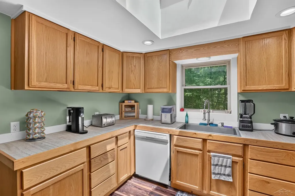 4350 E Arnold Lake Road Frost Township MI 48625