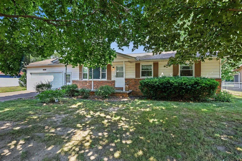 4823 Byron Drive Vassar Township MI 48768