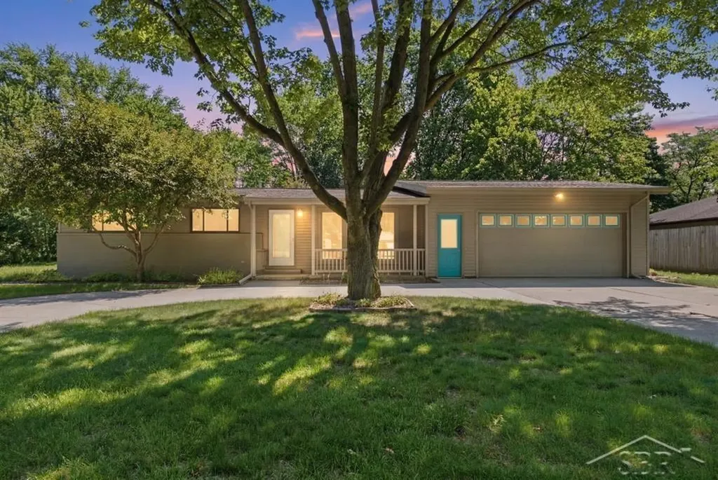 5108 Swede Avenue Midland City MI 48642