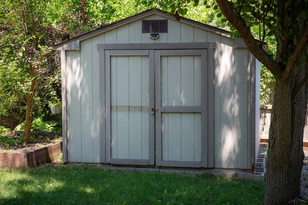 11368 August Lane Tittabawassee Township MI 48623