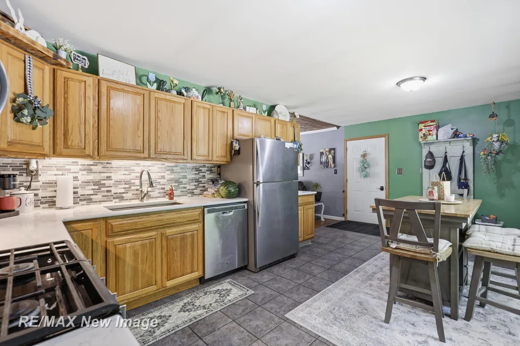 3829 155th Avenue Reed City City MI 49639