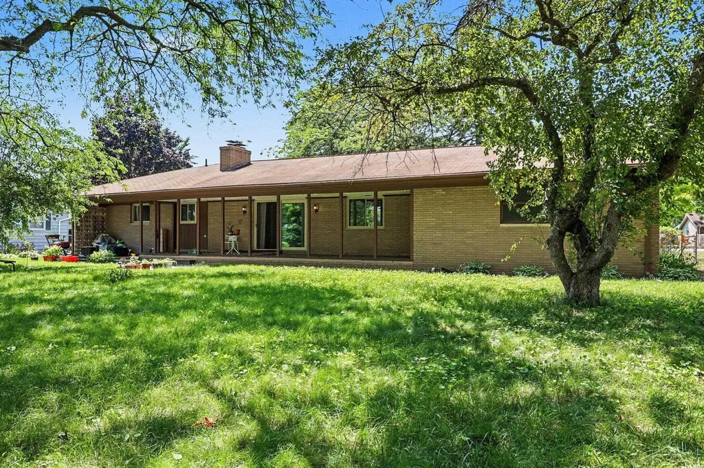 2850 Hemmeter Road Saginaw Charter Township MI 48603