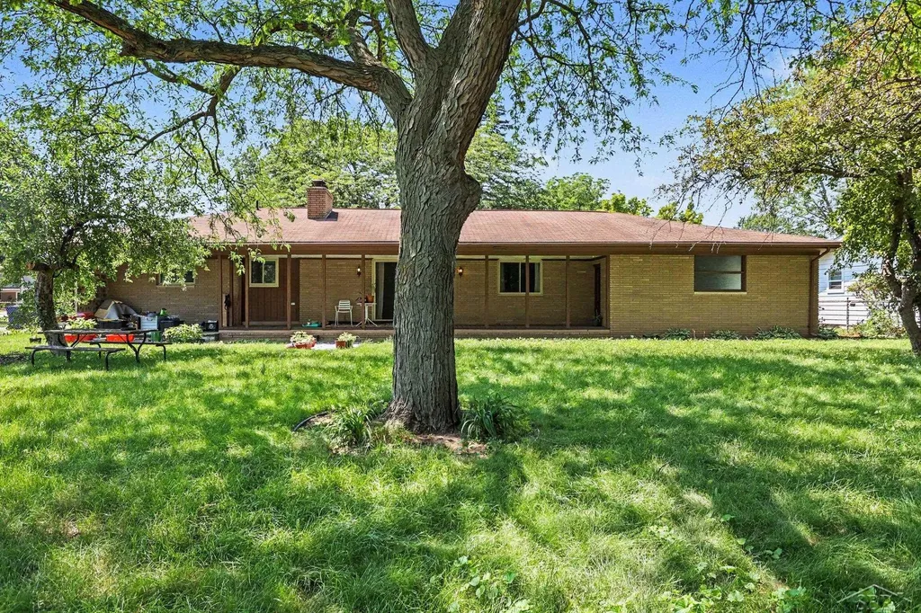 2850 Hemmeter Road Saginaw Charter Township MI 48603