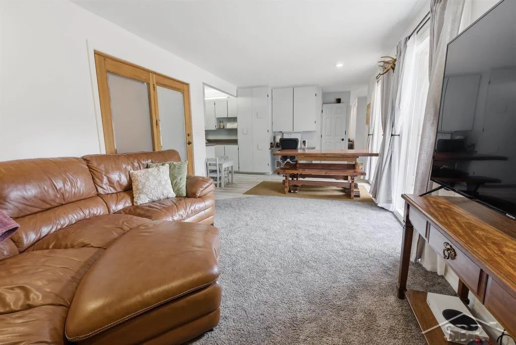 547 W Peterson Drive Sanford Village MI 48657
