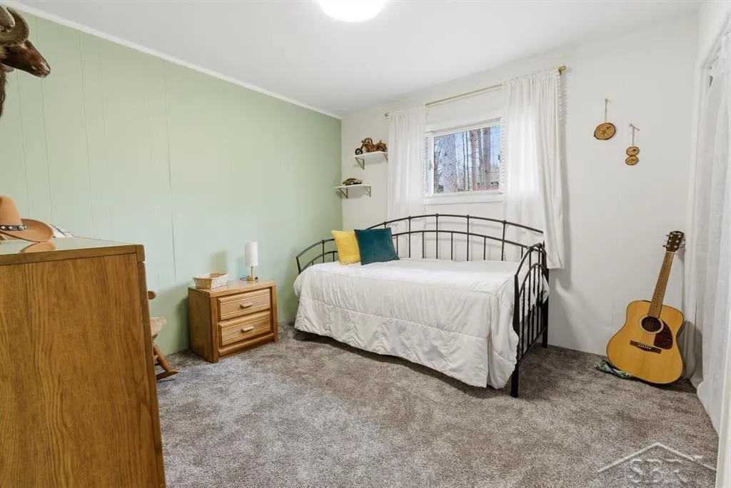 547 W Peterson Drive Sanford Village MI 48657