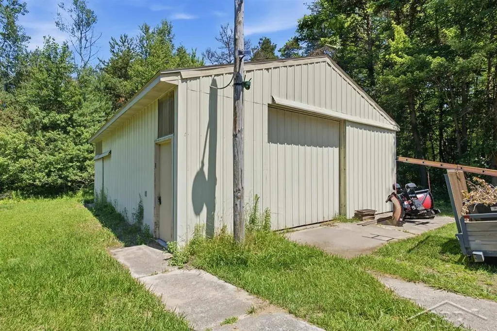 3109 E Monroe Road Larkin Charter Township MI 48642