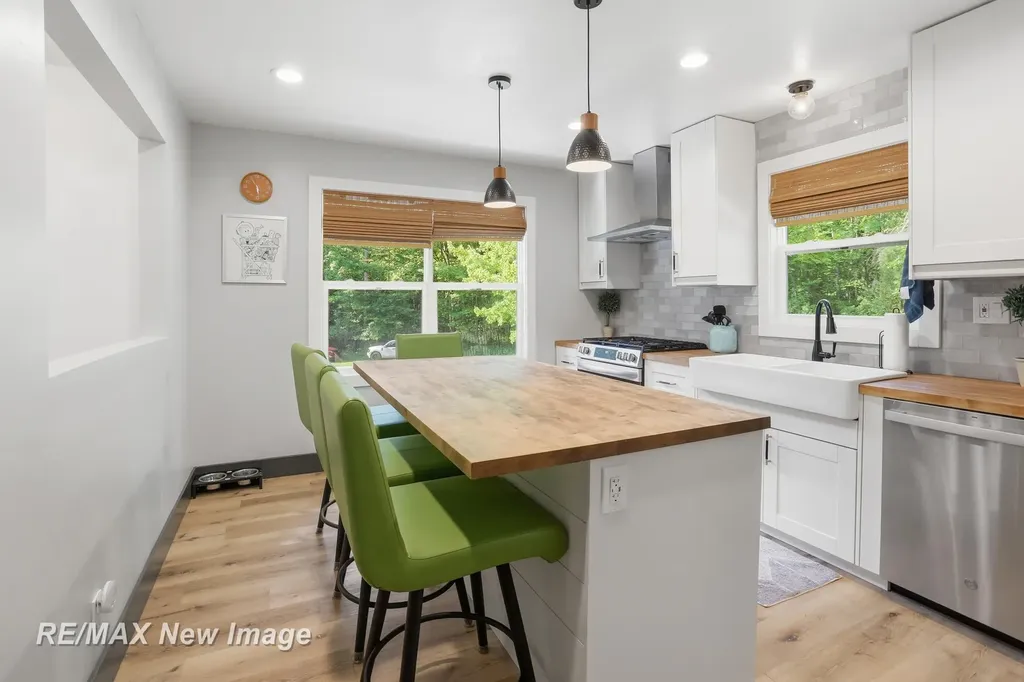 133 S Magruder Road Greendale Township MI 48883