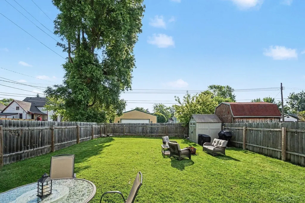 1401 Wilson Street Bay City City MI 48708