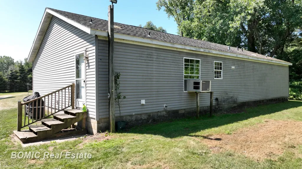 3865 Mushroom Road Wells Township MI 48723