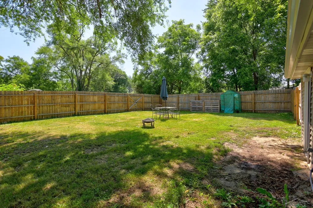 1177 S Poseyville Road Midland Charter Township MI 48640