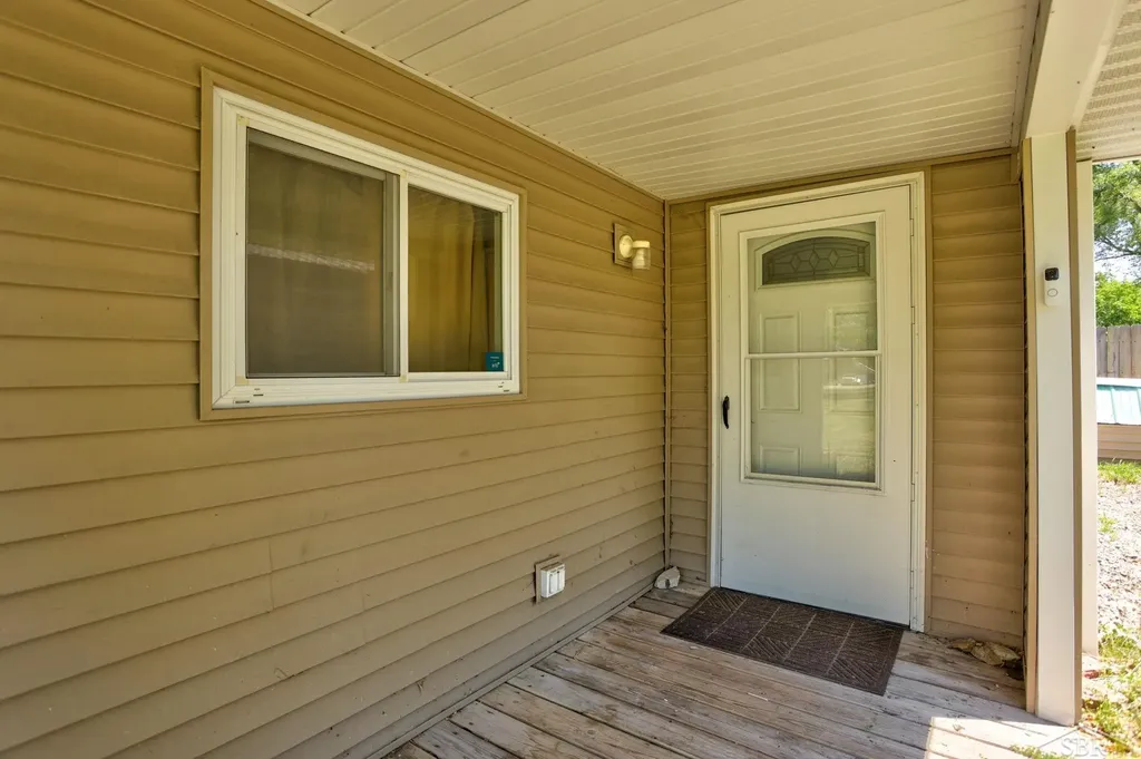 1177 S Poseyville Road Midland Charter Township MI 48640