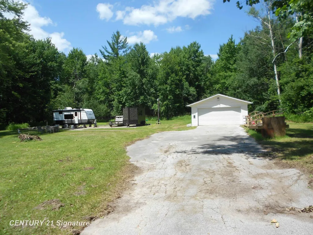 4712 Berry Road Clayton Township MI 48659