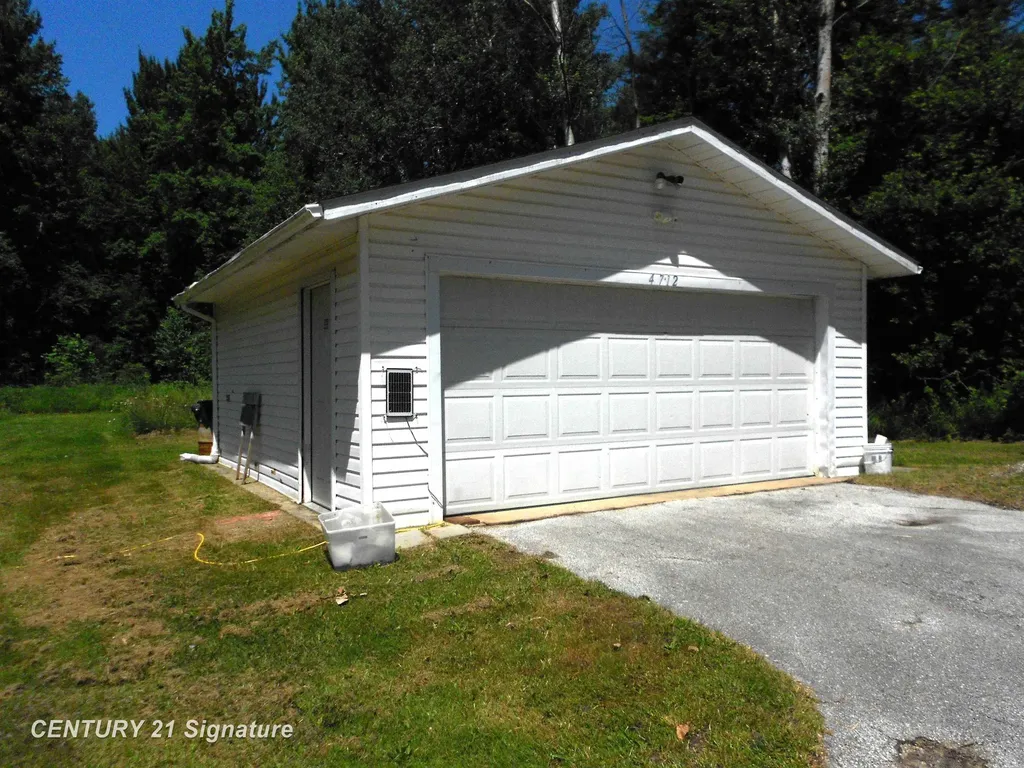 4712 Berry Road Clayton Township MI 48659
