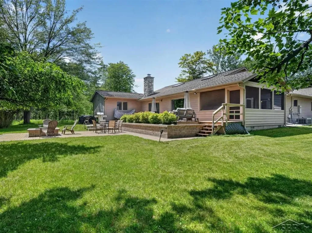 457 E Mier Road Lincoln Township MI 48657