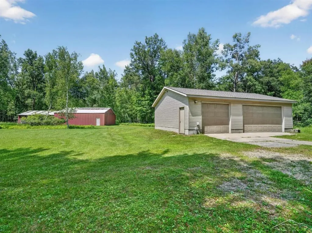 457 E Mier Road Lincoln Township MI 48657