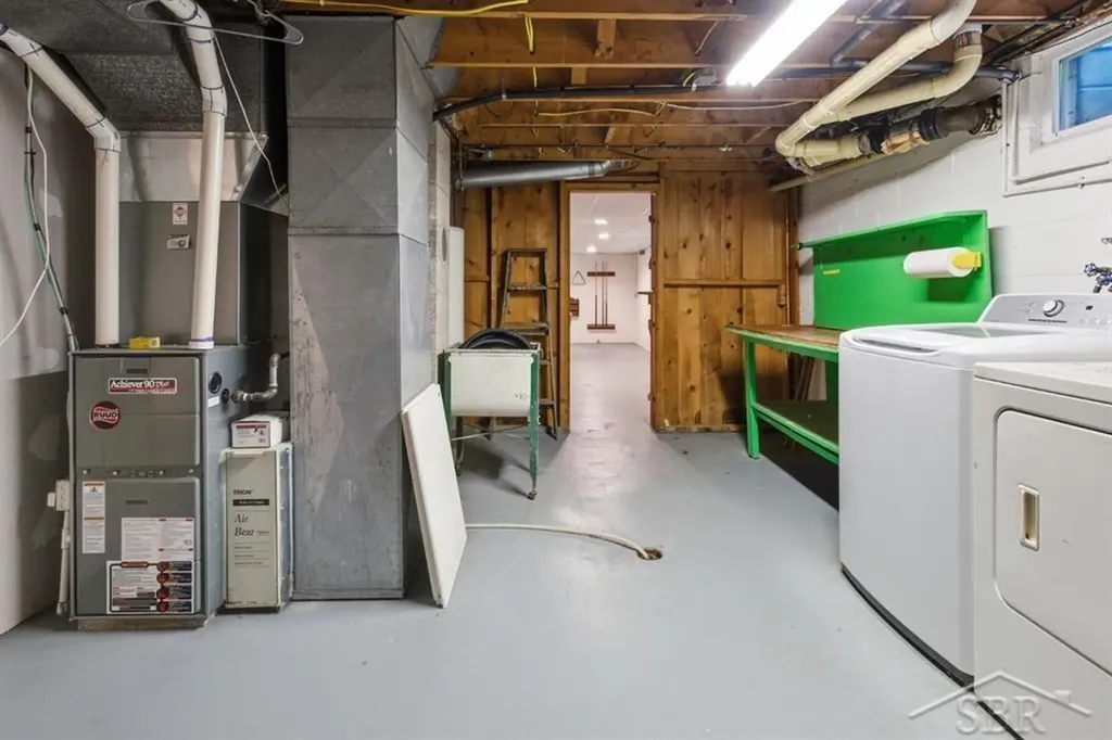 4665 N River Road Thomas Township MI 48623