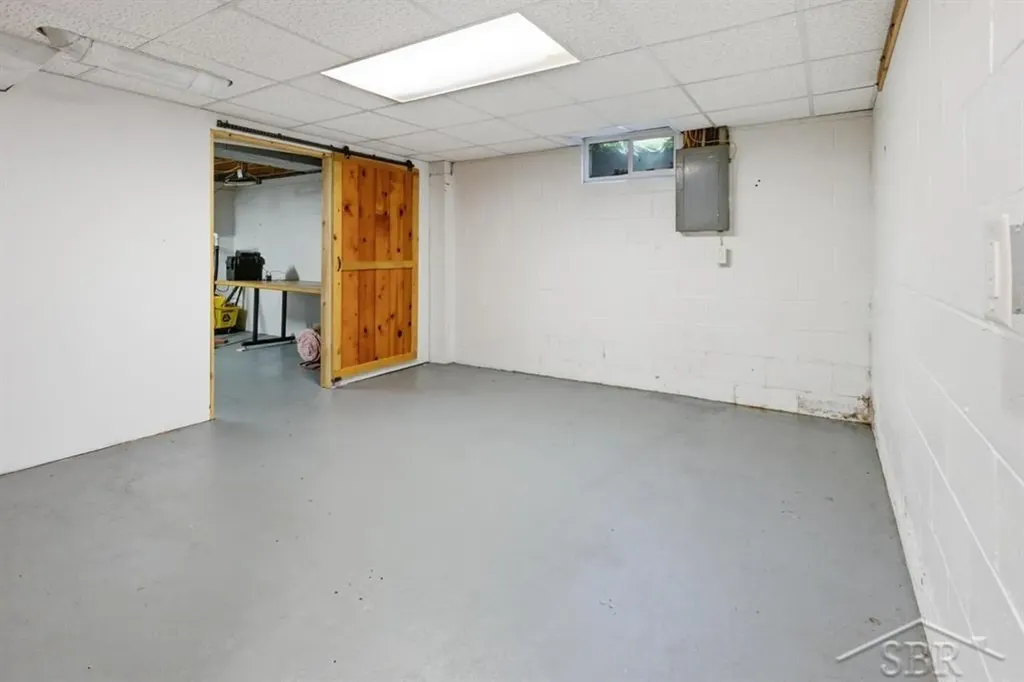 4665 N River Road Thomas Township MI 48623