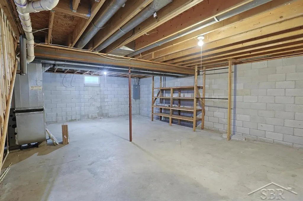 414/416 Willow Street Midland City MI 48642