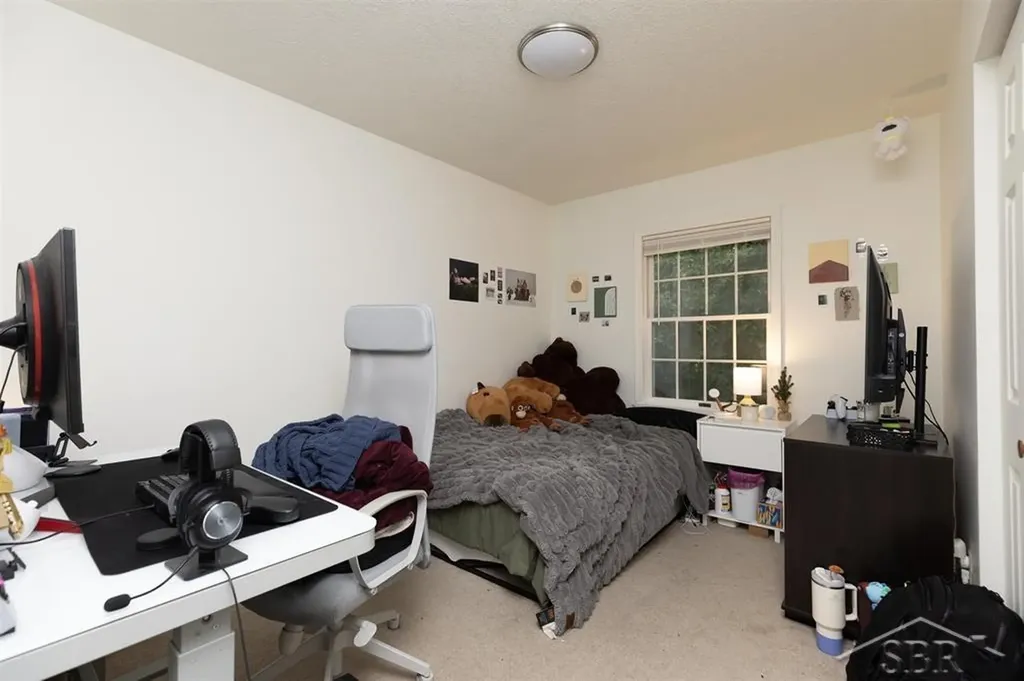414/416 Willow Street Midland City MI 48642