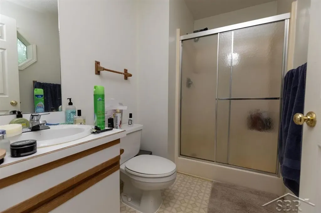 414/416 Willow Street Midland City MI 48642