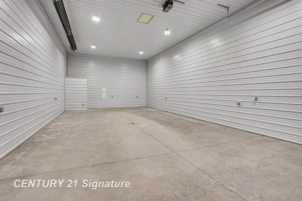 6340 Goose Drive Tittabawassee Township MI 48623