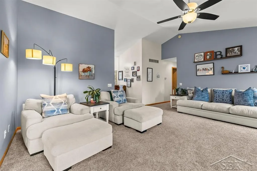 11169 Moorfield Drive Tittabawassee Township MI 48623