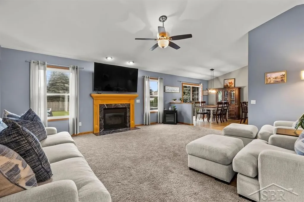 11169 Moorfield Drive Tittabawassee Township MI 48623