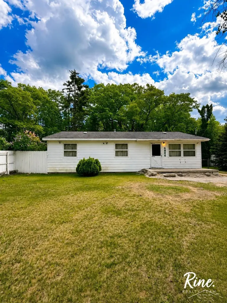 4966 E Campbell Street Greenbush Township MI 48738