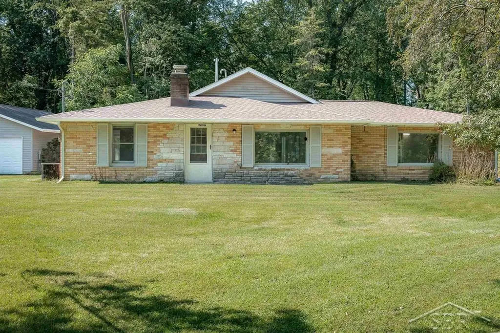 3401 Pomranky Road Midland City MI 48640