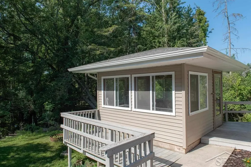 3401 Pomranky Road Midland City MI 48640