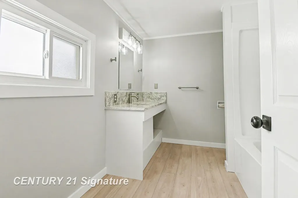 474 W Taylor Drive Jerome Township MI 48657