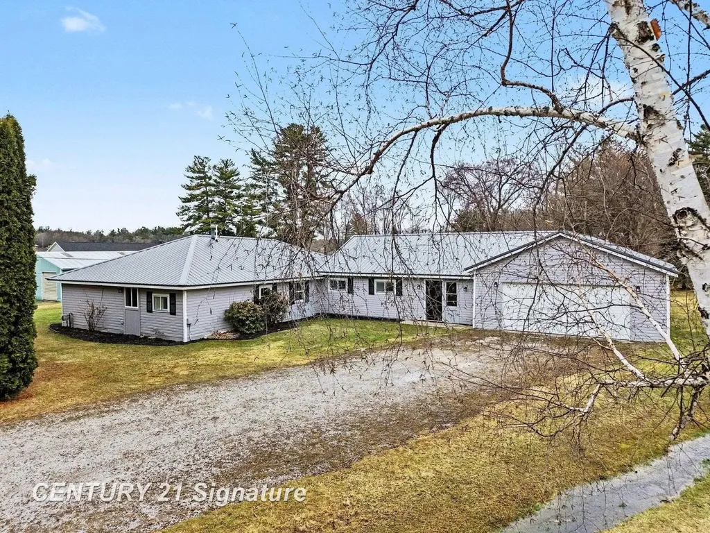 474 W Taylor Drive Jerome Township MI 48657