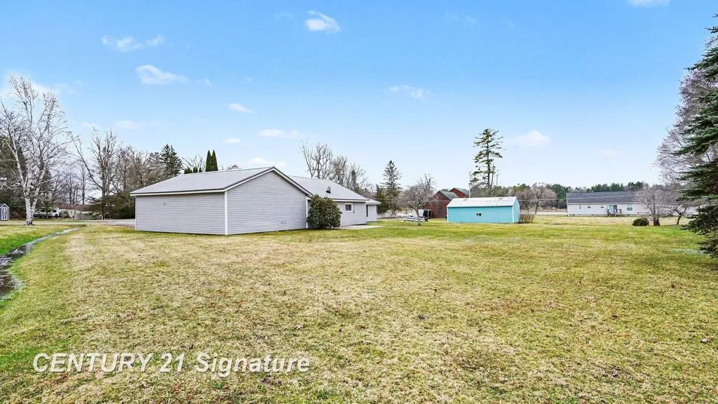 474 W Taylor Drive Jerome Township MI 48657