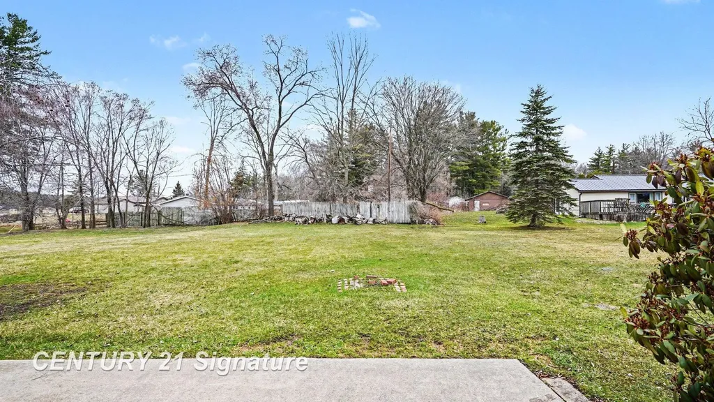 474 W Taylor Drive Jerome Township MI 48657