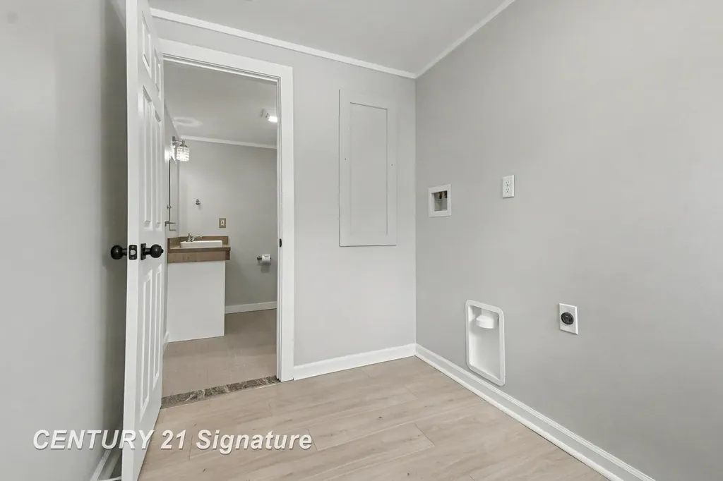 474 W Taylor Drive Jerome Township MI 48657