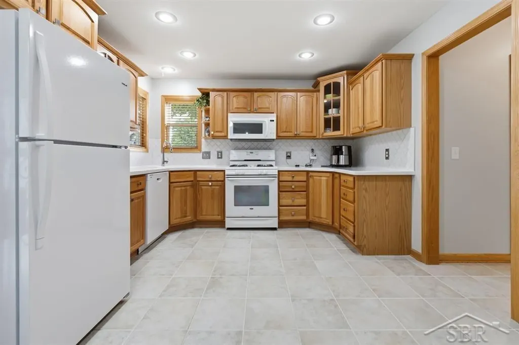 8297 Waxwing Drive Tittabawassee Township MI 48623