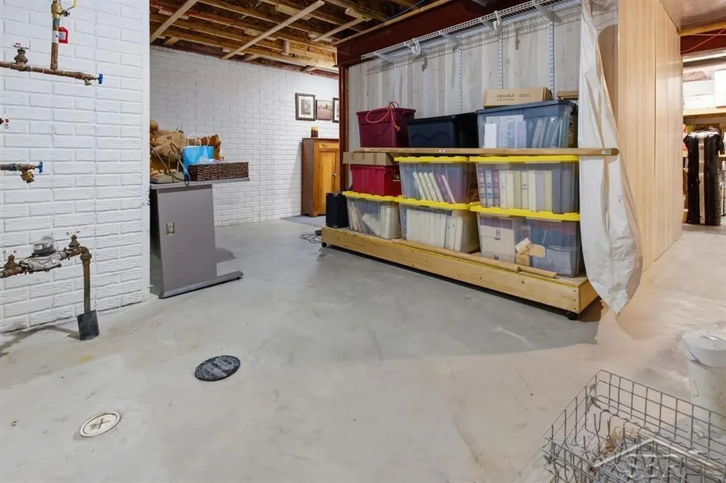 8297 Waxwing Drive Tittabawassee Township MI 48623