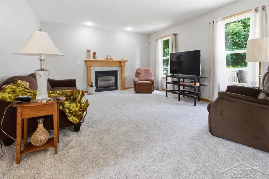 8297 Waxwing Drive Tittabawassee Township MI 48623