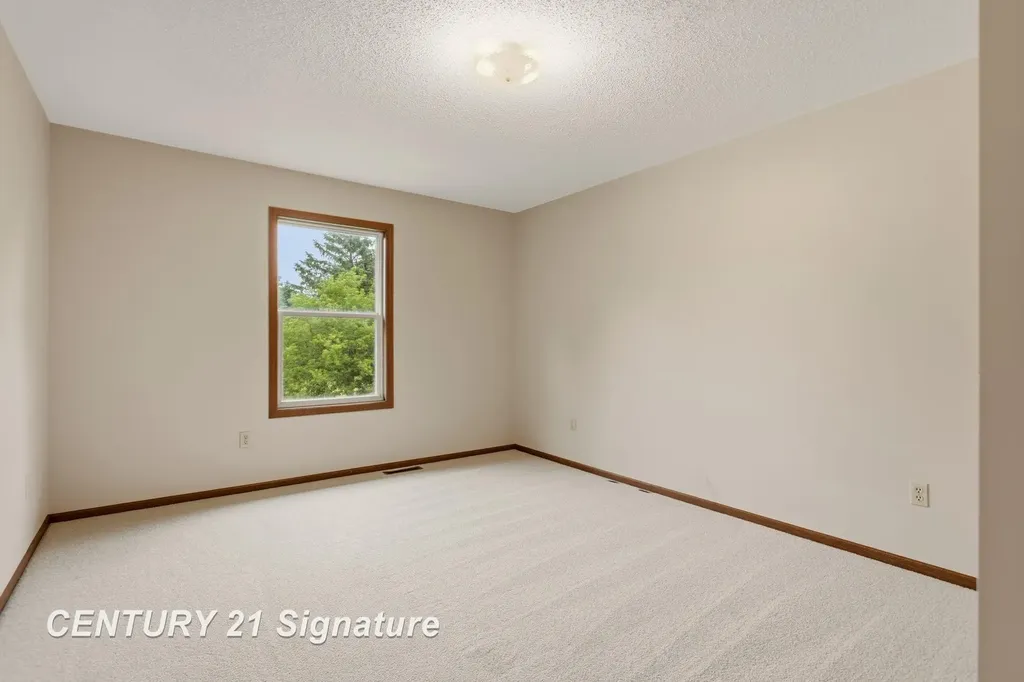 7944-7946 Rivercrest Court Tittabawassee Township MI 48623