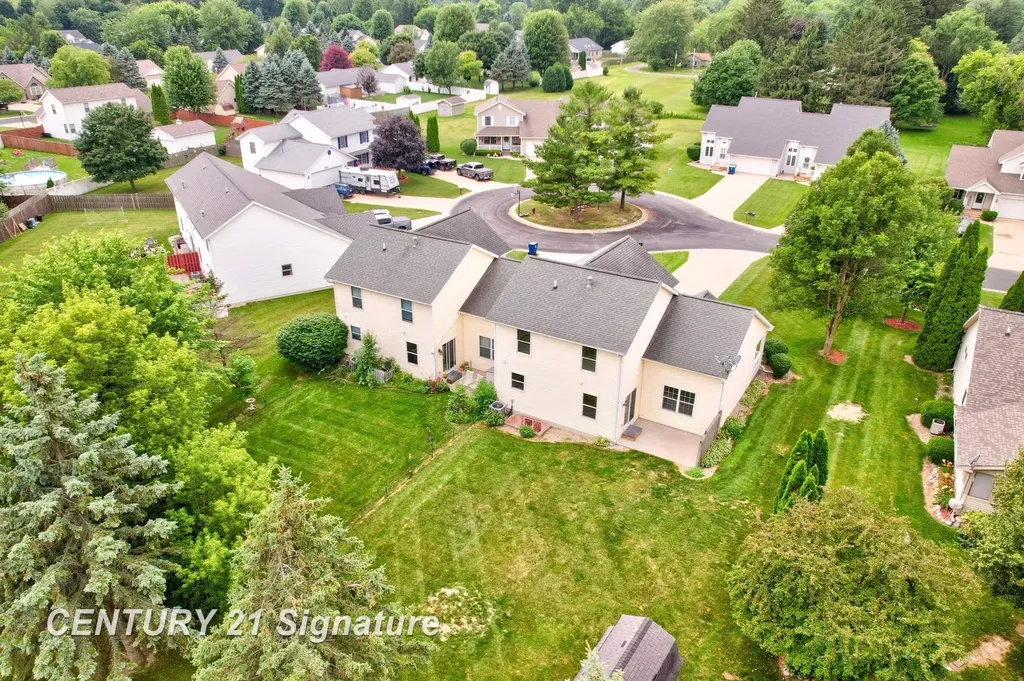 7944-7946 Rivercrest Court Tittabawassee Township MI 48623