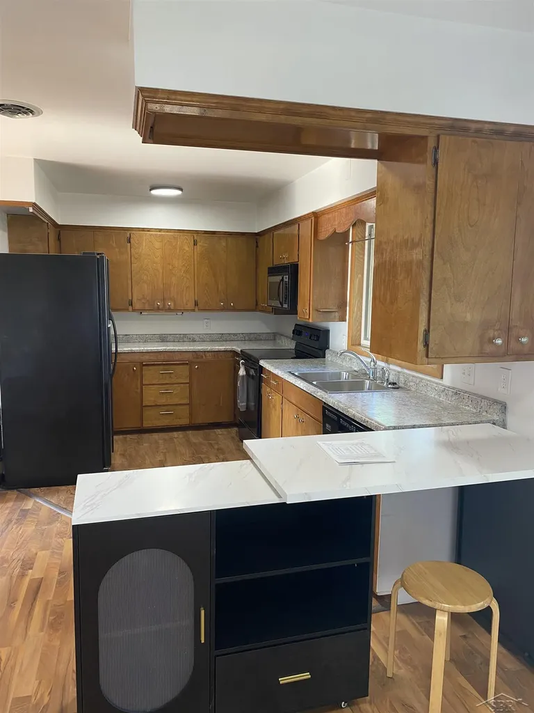 1032 N Hemlock Road Richland Township MI 48626