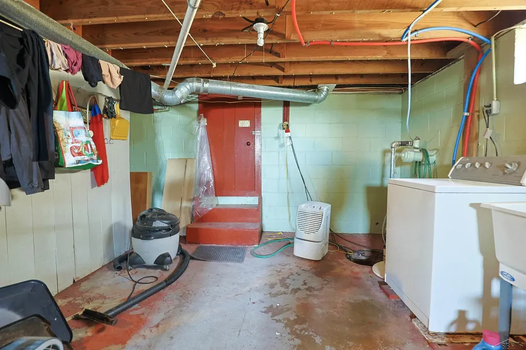 10275 Swan Creek Road Thomas Township MI 48609
