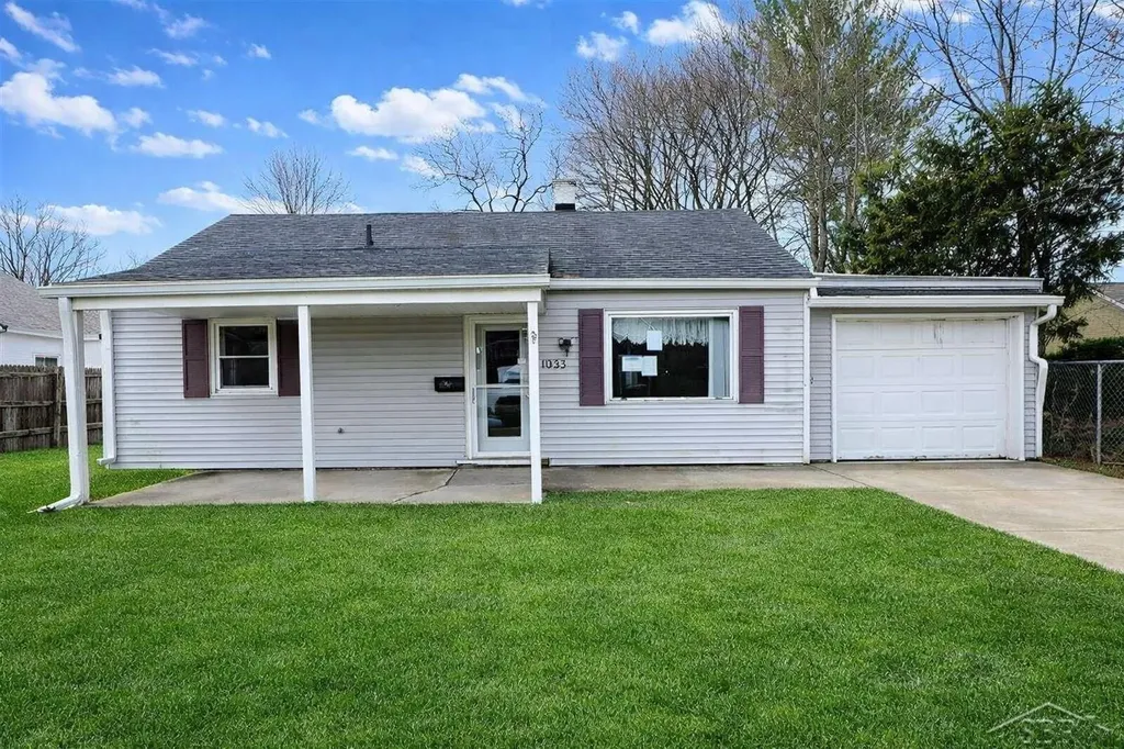 1033 Kelsey Avenue Lansing City MI 48910