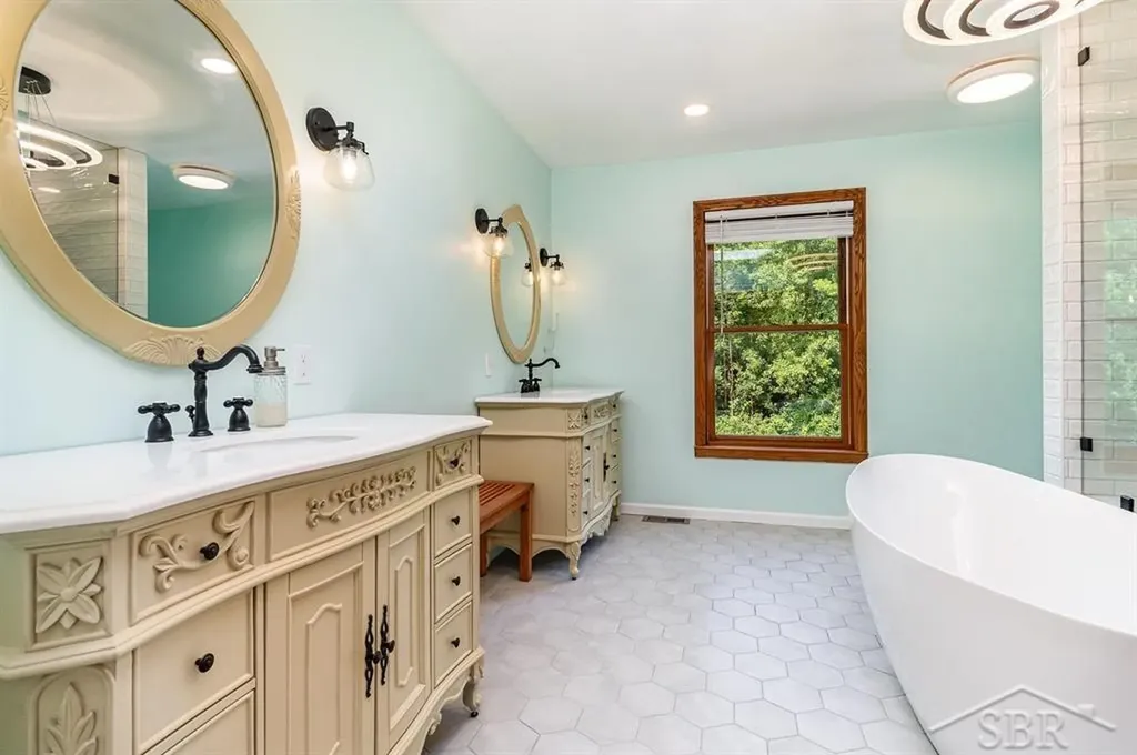 3727 E Julie Ann Drive Larkin Charter Township MI 48642
