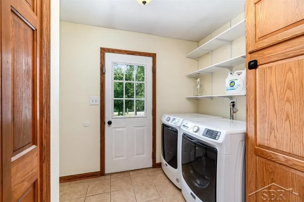 3727 E Julie Ann Drive Larkin Charter Township MI 48642