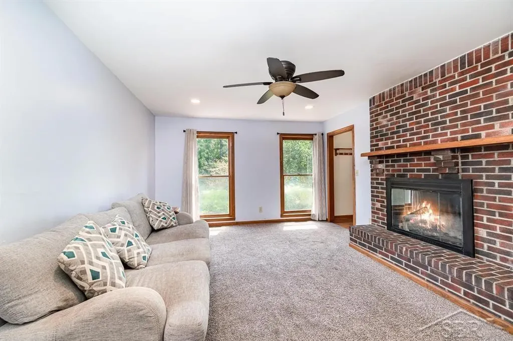 3727 E Julie Ann Drive Larkin Charter Township MI 48642